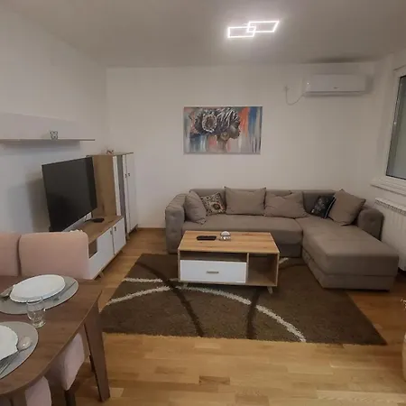 Apartment Konatar Apartmans *